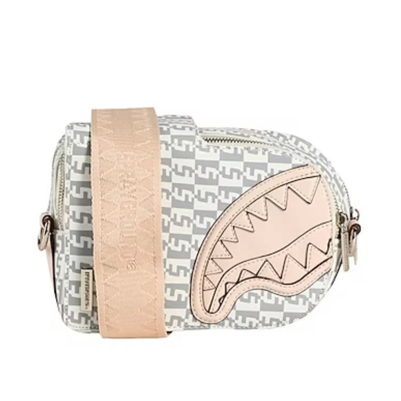 SPRAYGROUND
ROSE MONEY CHECKERED CROSSBODY BACKPACK
Cross-body bags - Picture 2 of 6